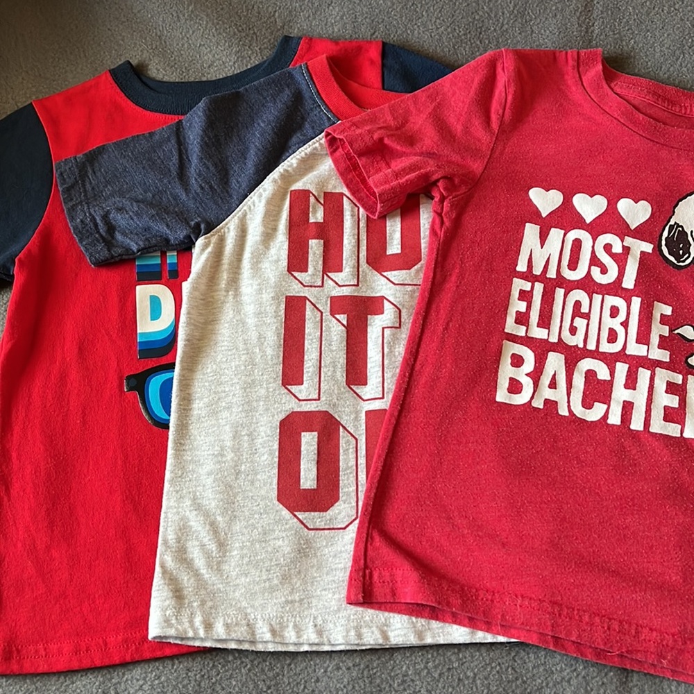 ♥️ Bundle of 3 Toddler Boys T-Shirts ~ Size 4T ♥️ - Picture 2 of 13